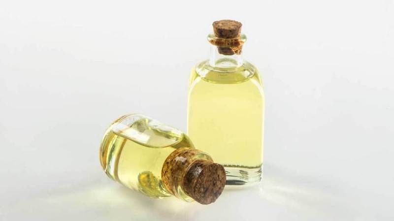 7 Lợi ích và công dụng của dầu thầu dầu (Castor Oil)